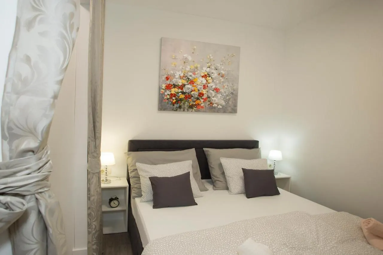 Apartment Klara Split