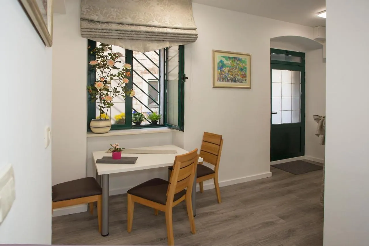 Apartment Klara Split